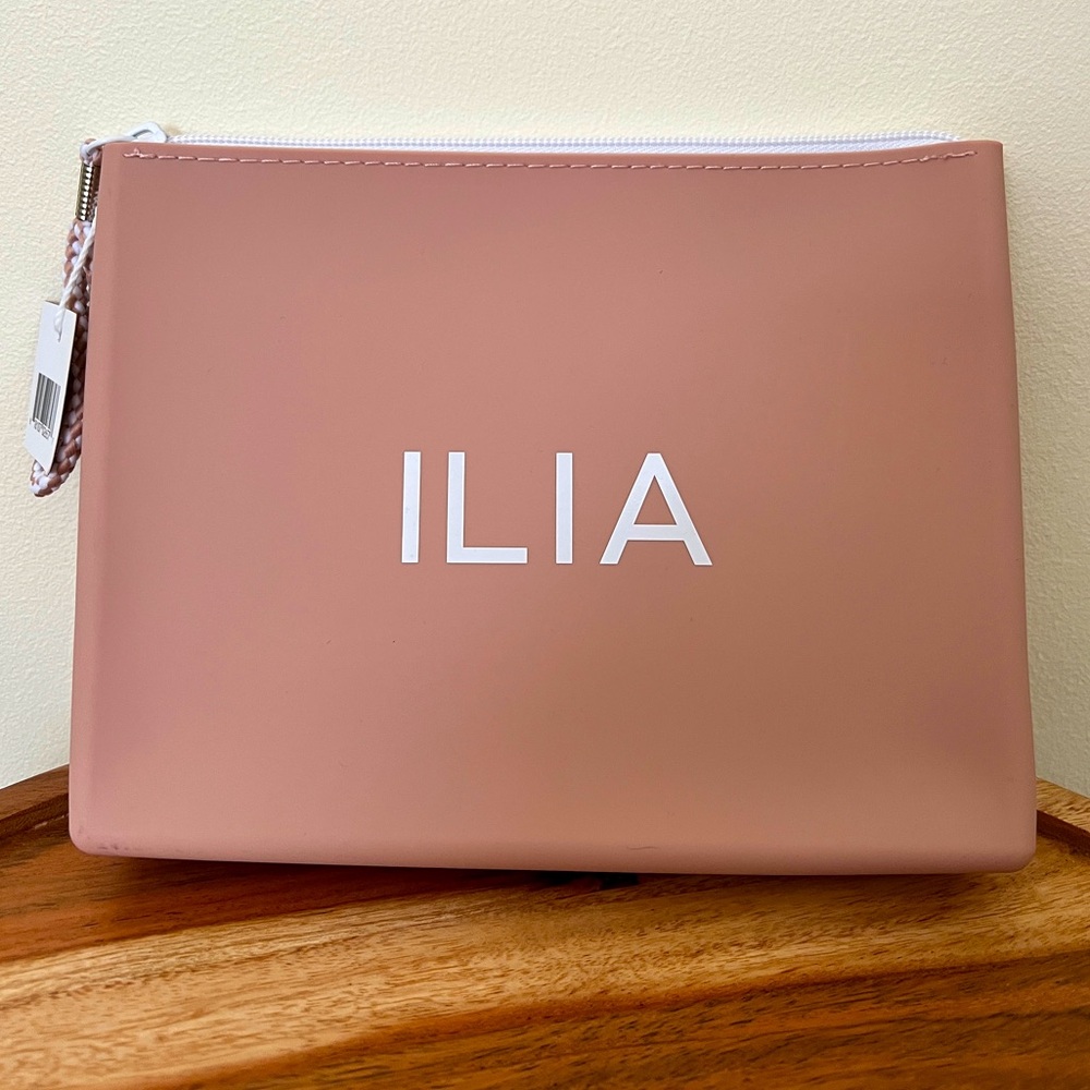 ILIA Silicone Makeup Bag